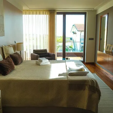 Holiday home Marlages House