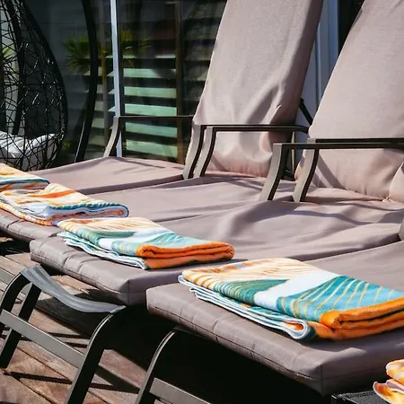 Marlages House Lavra