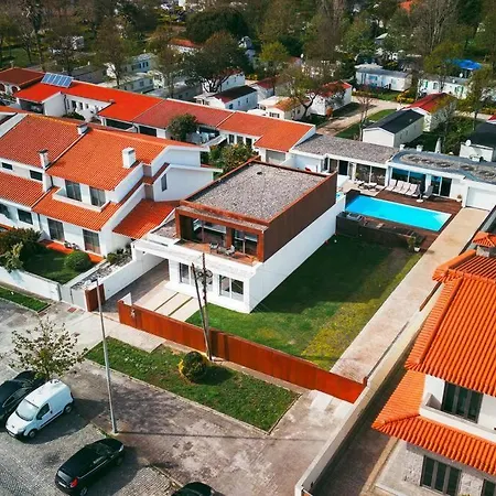 Dom wakacyjny Marlages House Lavra