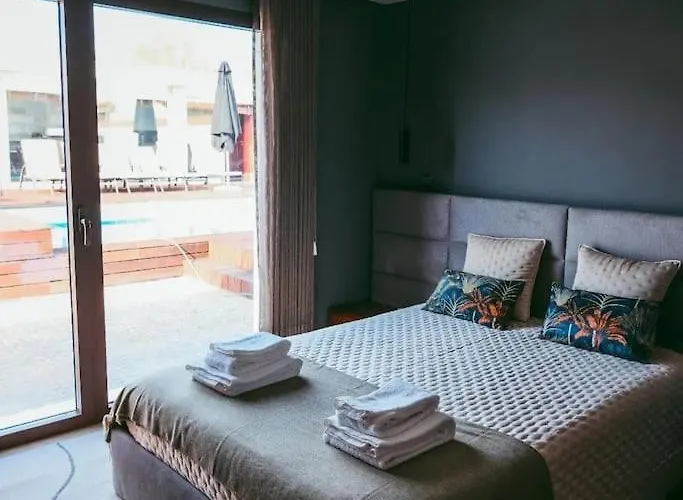 Сasa de vacaciones Marlages House Lavra