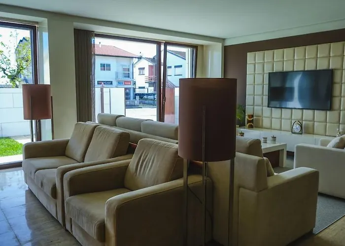 Сasa de vacaciones Marlages House