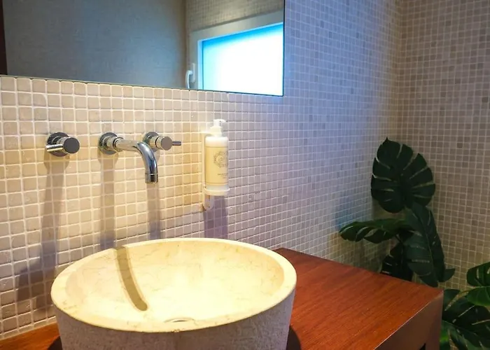 Сasa de vacaciones Marlages House Lavra