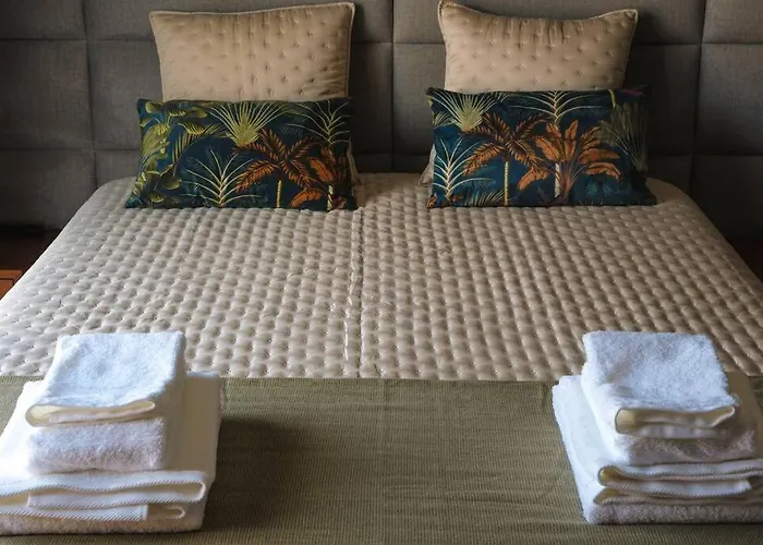 Marlages House Lavra